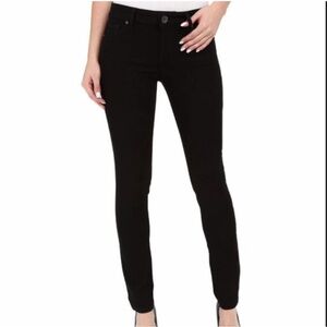 DL1961 Black Emma legging. Jegging style - like perfectly stretchy black jeans